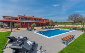 Sea View apartments with shared Pool